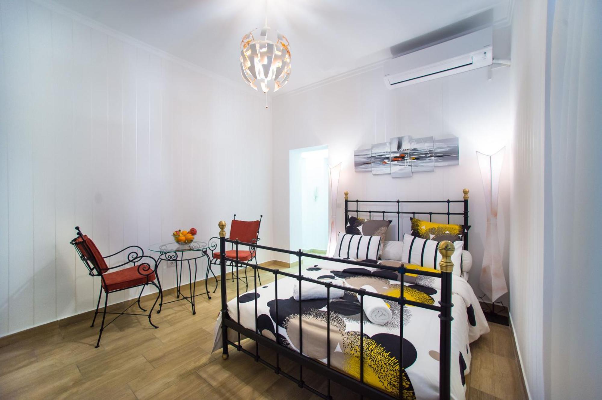 Central Charm 2Br And Modern Apt-All Is Walkable Beograd Eksteriør billede